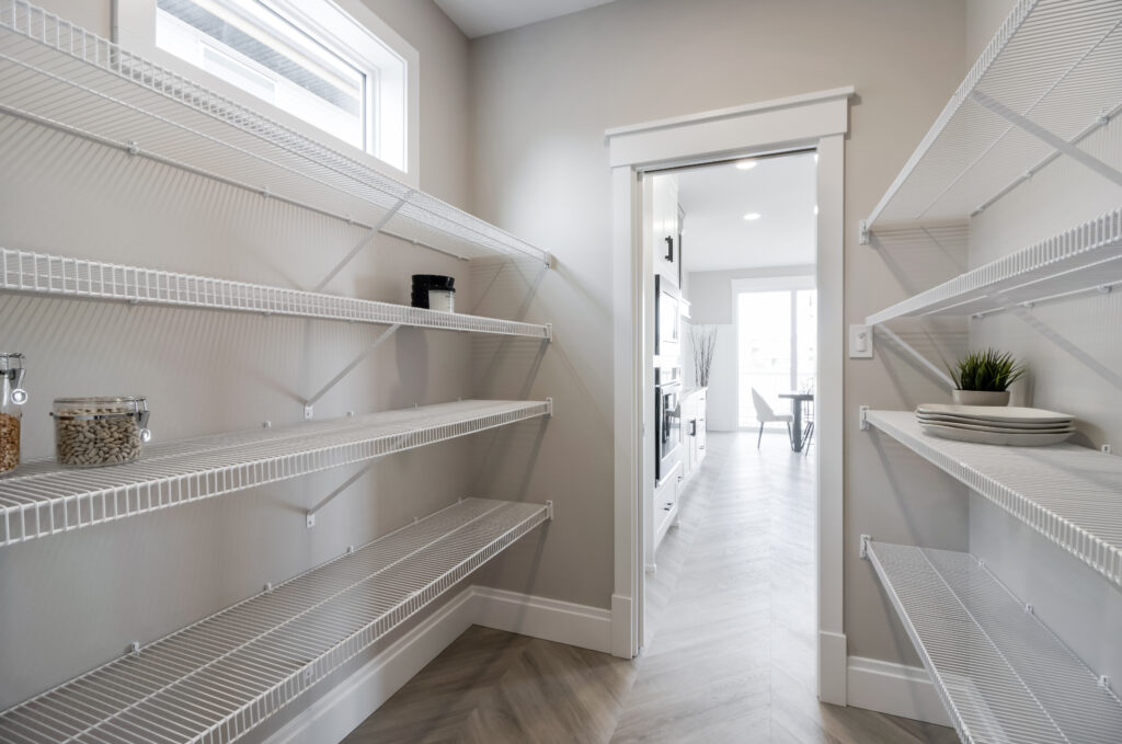 Walkthrough pantry and mudroom