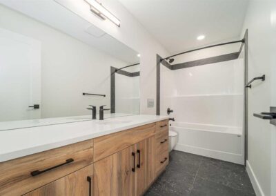 Main bathroom