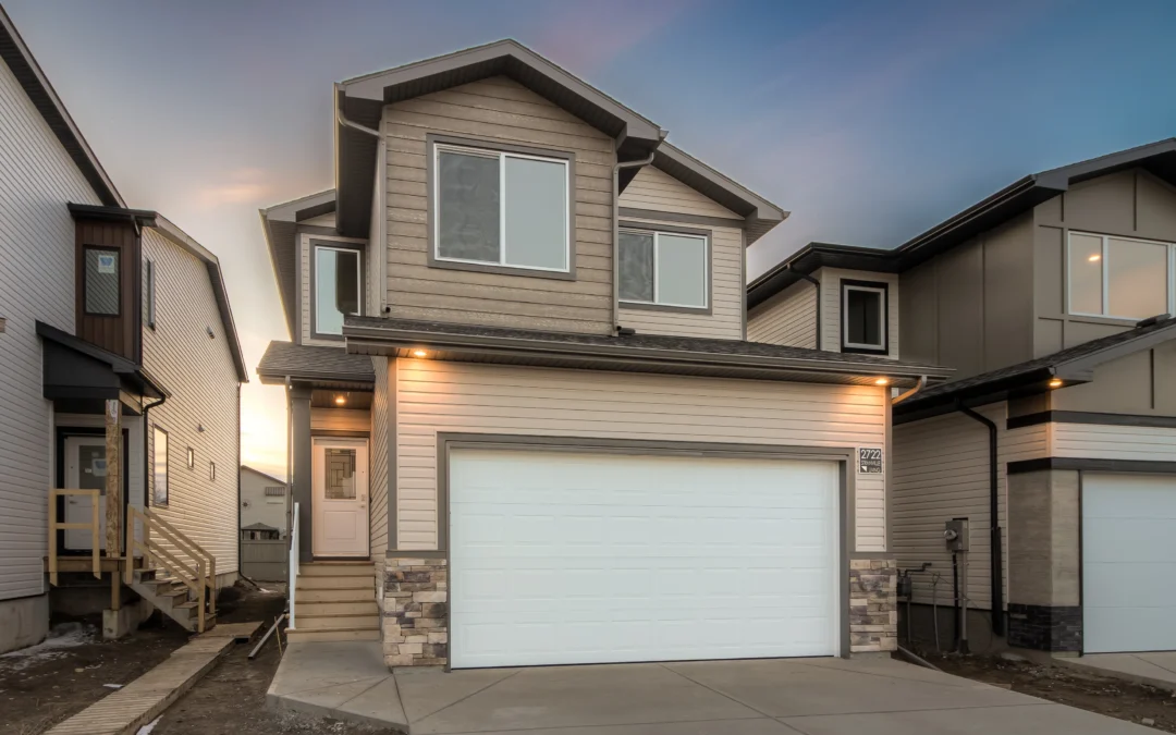 2722 43 St. South, Southbrook