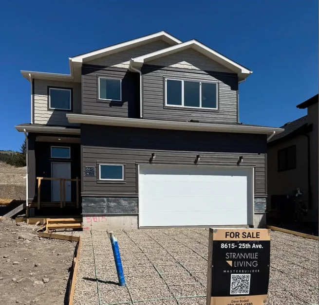 8615 copy 8615 25th Avenue Coleman, Alberta For Sale