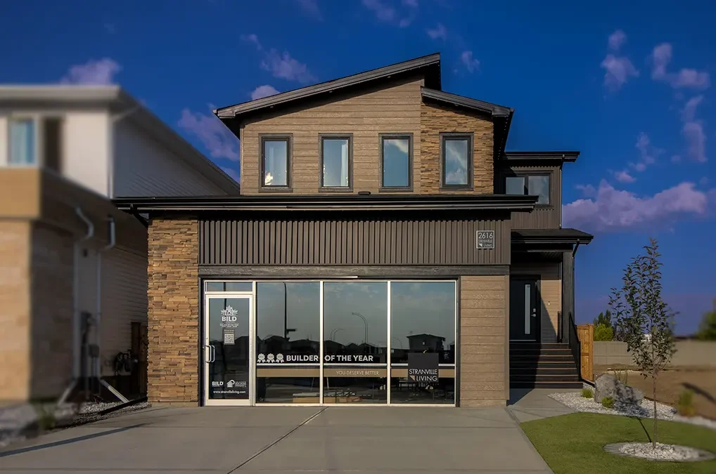 2616 43 Street South, Southbrook