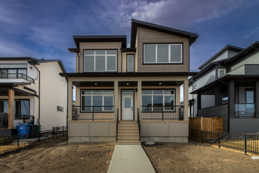 296 Grassland Blvd West Lethbridge for sale