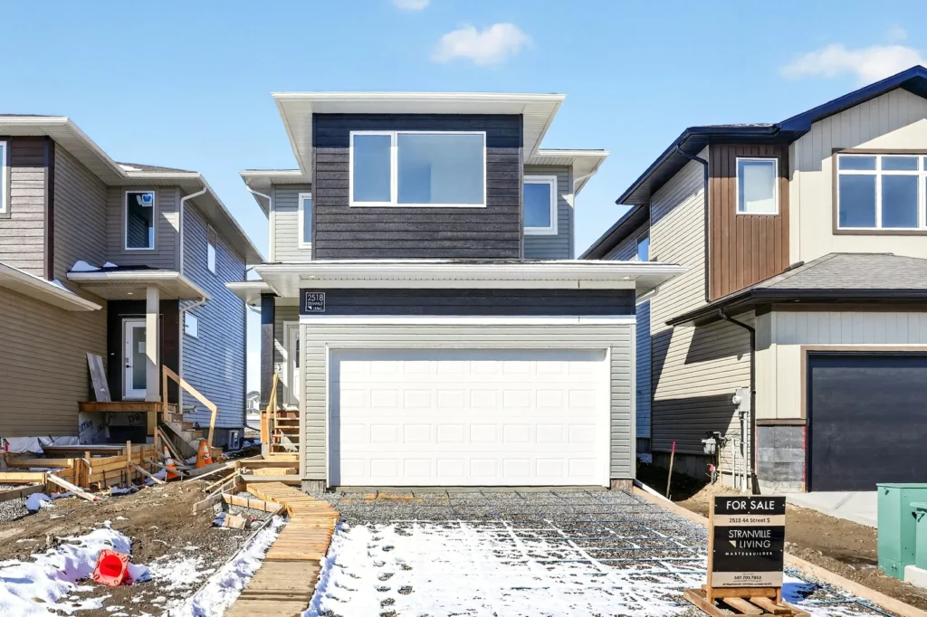 2518 44 Street South