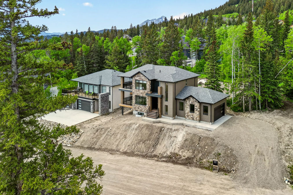 72 Kananaskis Drive in Coleman, Crowsnest Pass for sale