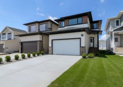 2530 44 Street South, Southbrook