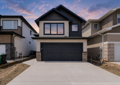 2616 44 Street South, Southbrook