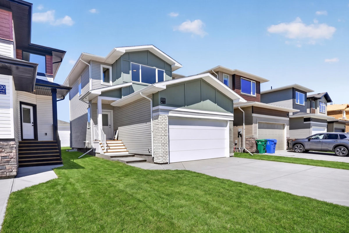 2526-44th St Southbrook Lethbridge